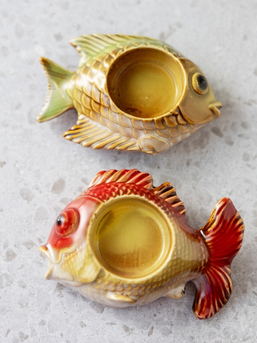 Pair of ceramic fish shaped tea light candle holders made in China red green